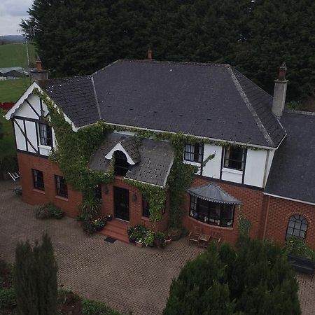 Pinewood Lodge Guest House Omagh Buitenkant foto